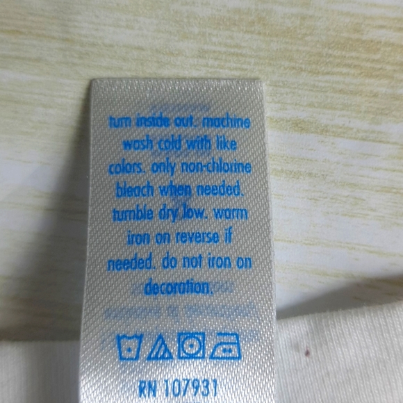 Justice Size 8 Sequin Long Sleeve Top - Picture 6 of 7